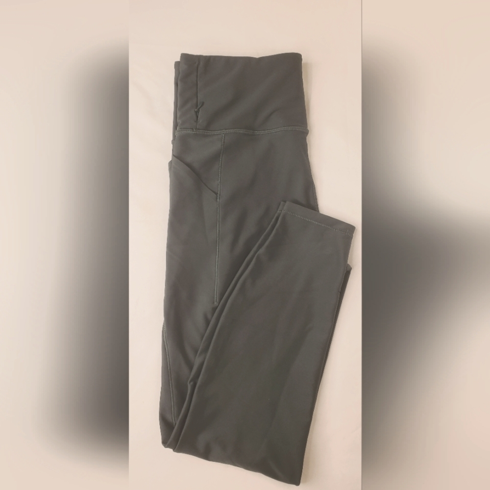 All in Motion Size M High Rise Leggings Sage Color - Picture 2 of 7